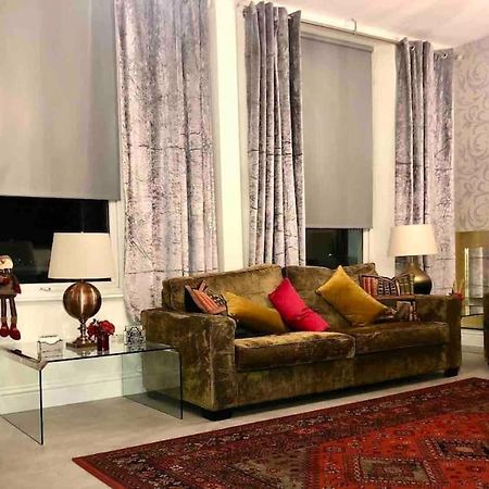 Ten Streets Bed & Breakfast Ливърпул Екстериор снимка