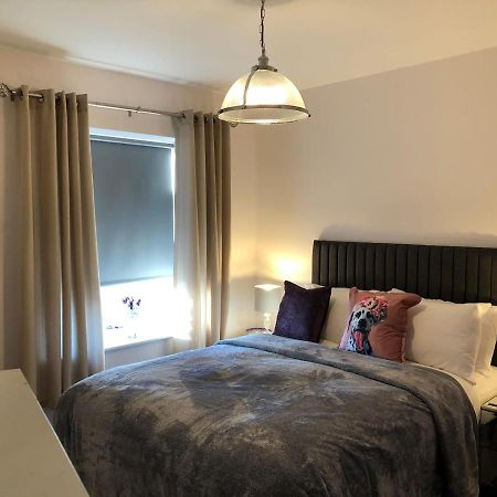 Ten Streets Bed & Breakfast Ливърпул Екстериор снимка