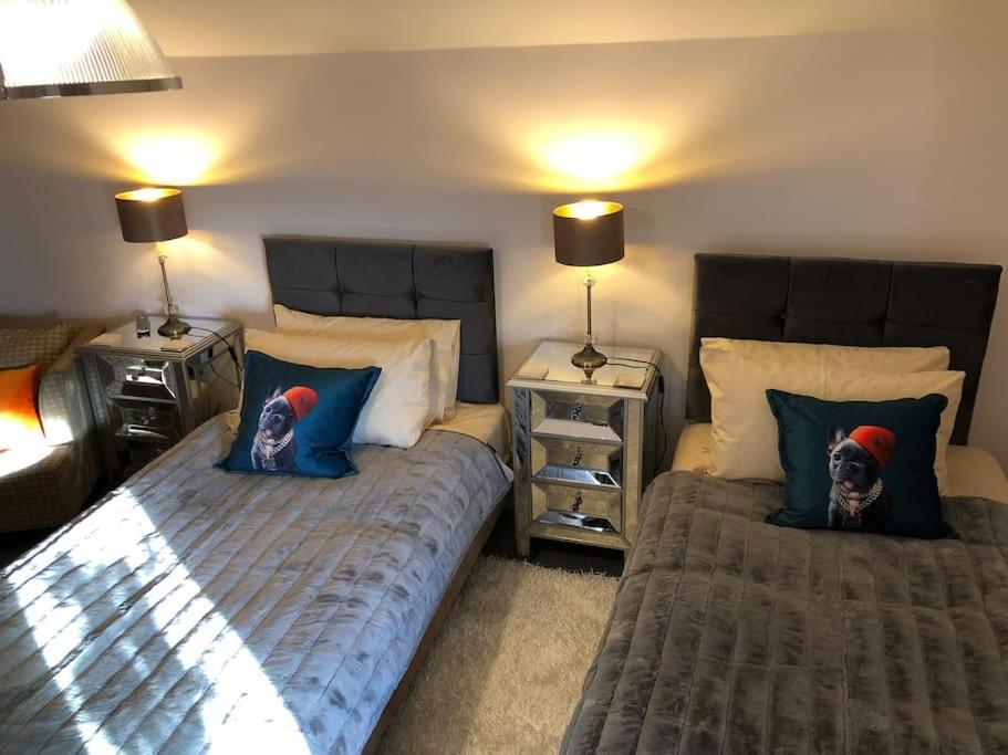 Ten Streets Bed & Breakfast Ливърпул Екстериор снимка