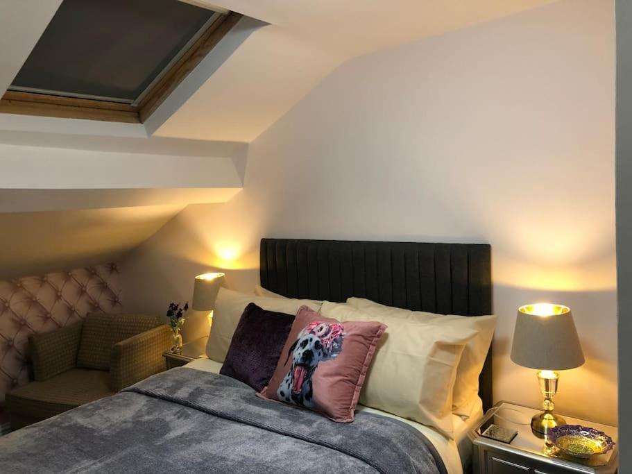 Ten Streets Bed & Breakfast Ливърпул Екстериор снимка